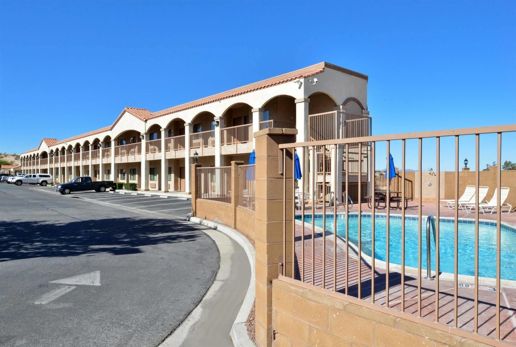 Starlight Inn & Suites Motel 29 Palms Joshua Tree National Park Twentynine Palms Exterior foto